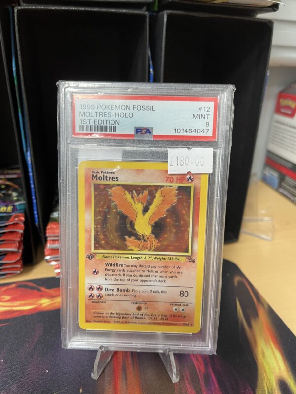 Pokémon Fossil Moltres 12/62 - PSA 9