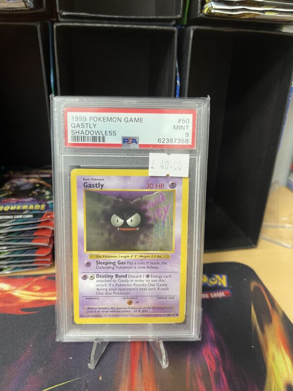 Pokémon Game Gastly 50/102 - PSA 9